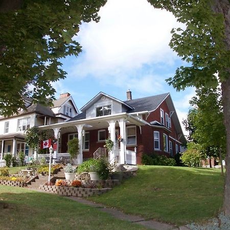 Glen Mhor Bed And Breakfast Niagara-Fälle Exterior foto